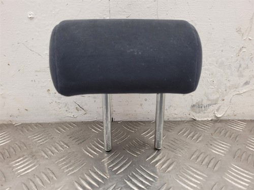 2011 nissan juke f15 headrest - 2011,